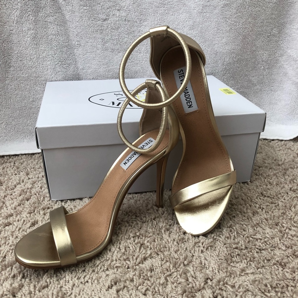 Steve Madden Gold Heels Never Worn size 71/2